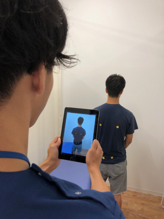 説明中の写真